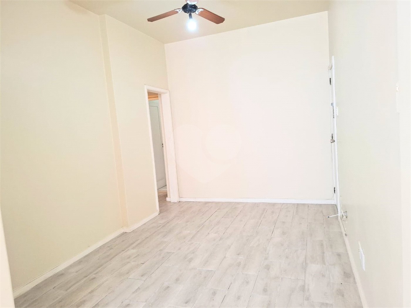 Apartamento à venda com 2 quartos em Copacabana, Rio de Janeiro, RJ