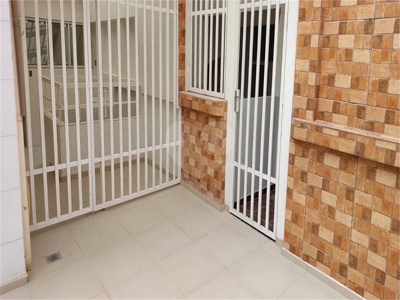 Sobrado à venda com 3 quartos, sendo 2 suítes, em Vila Paulicéia, São Paulo, SP