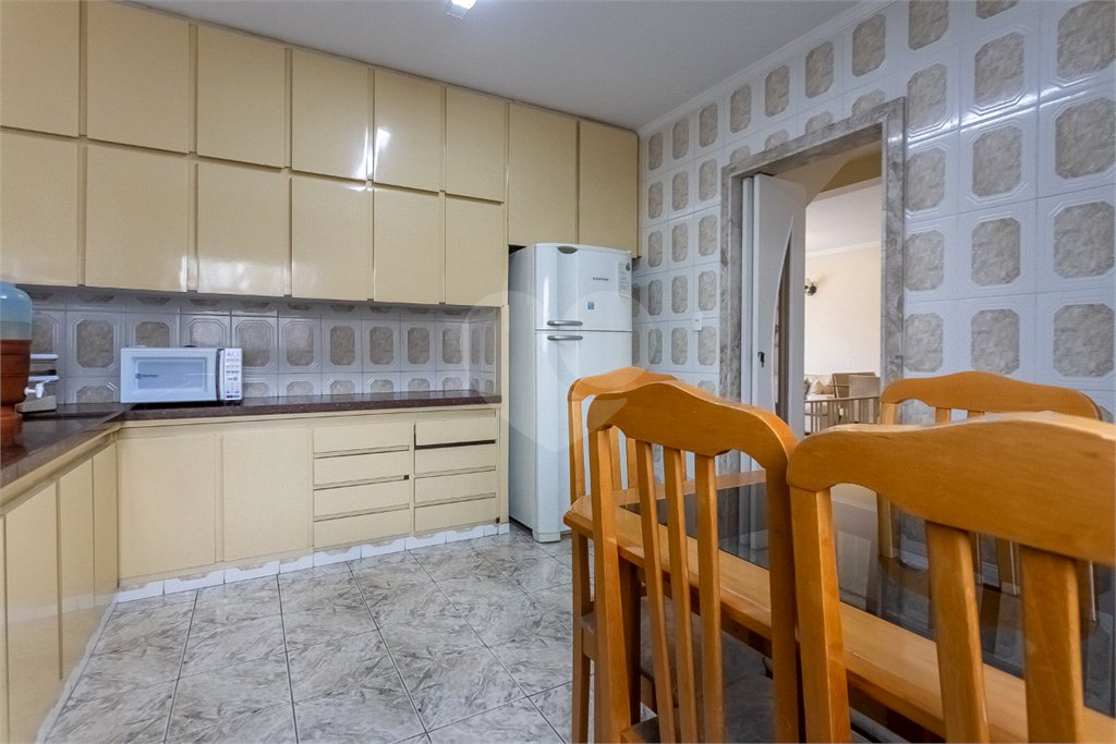 Sobrado à venda com 3 quartos, sendo 1 suíte,  em Parque Jabaquara, São Paulo, SP