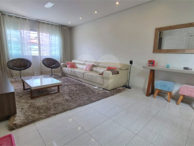 Casa à venda com 3 suítes no condomínio Residencial Cantareira, São Paulo - SP
