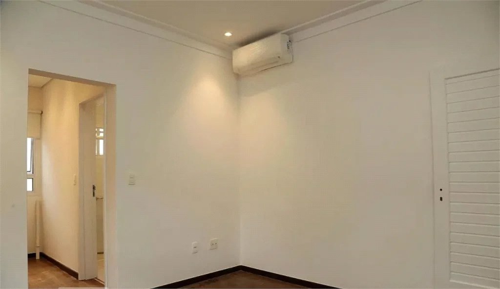 Casa à venda com 3 suítes no condomínio Residencial Morumbi, São Paulo - SP