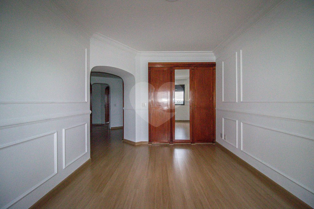 Apartamento à venda com 4 suítes em Jardim Marajoara, São Paulo, SP