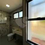 Casa à venda com 3 quartos, sendo 1 suíte, no condomínio Jd. Parque Alvorada, Araraquara - SP