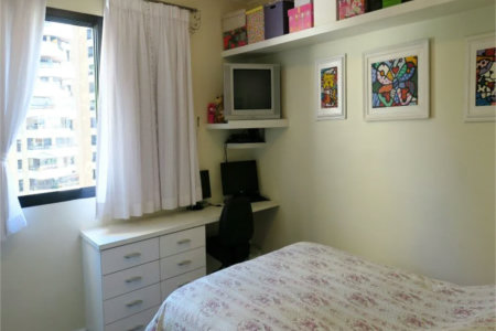 Apartamento à venda com 4 quartos, sendo 3 suítes,  em Vila Suzana, São Paulo, SP