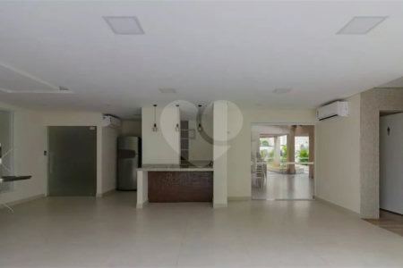 Apartamento a venda na Saúde de 80 metros com 3 dormitórios 1 suíte, 2 vagas e Depósito.