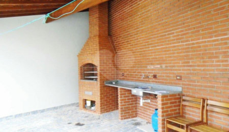 Casa Térrea à venda com 3 suítes em Jardim Petrópolis, São Paulo, SP