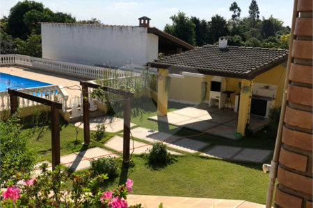 Casa Térrea à venda com 4 quartos, sendo 1 suíte, em Parque dos Cafezais VI, Itupeva, SP
