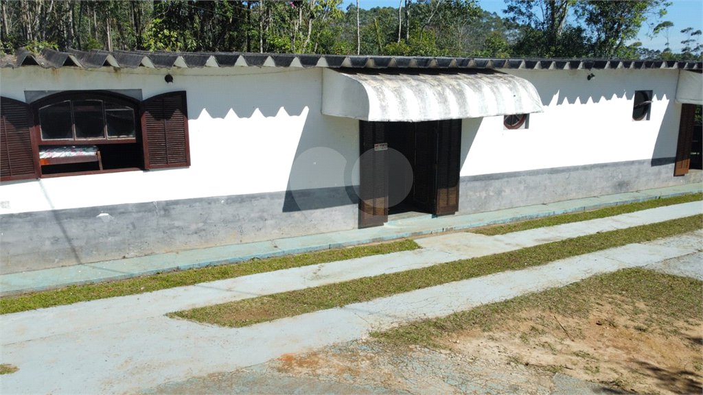 Sítio à venda com 8 quartos, sendo 4 suítes, em Boa Vista, Mogi das Cruzes, SP