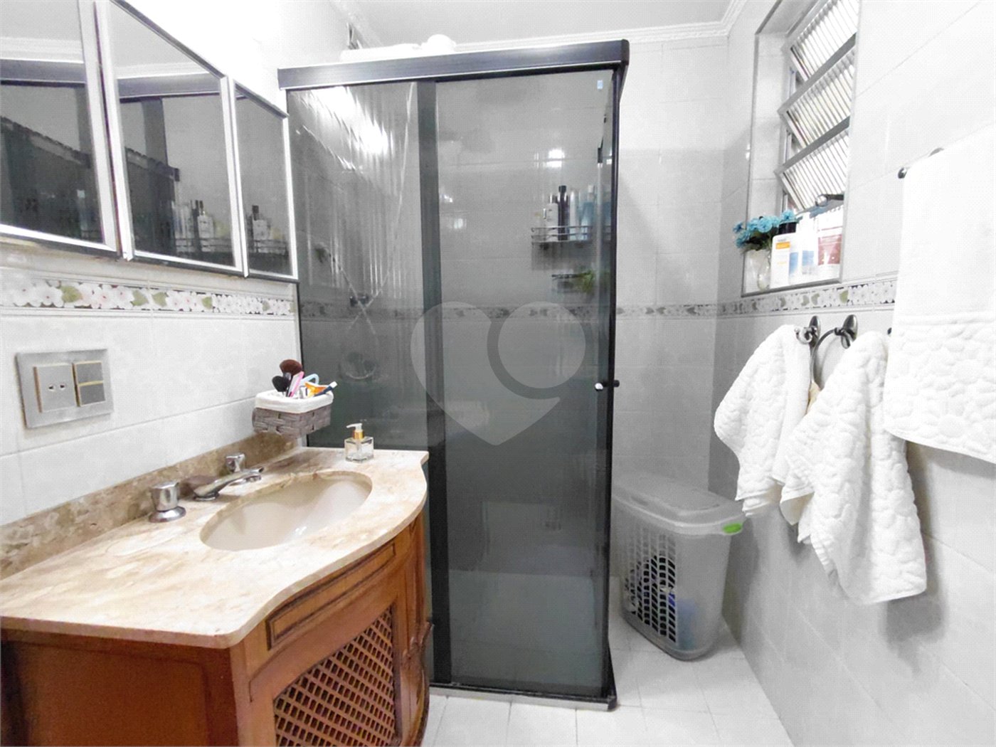 Apartamento à venda com 3 quartos em Vila Romana, São Paulo, SP