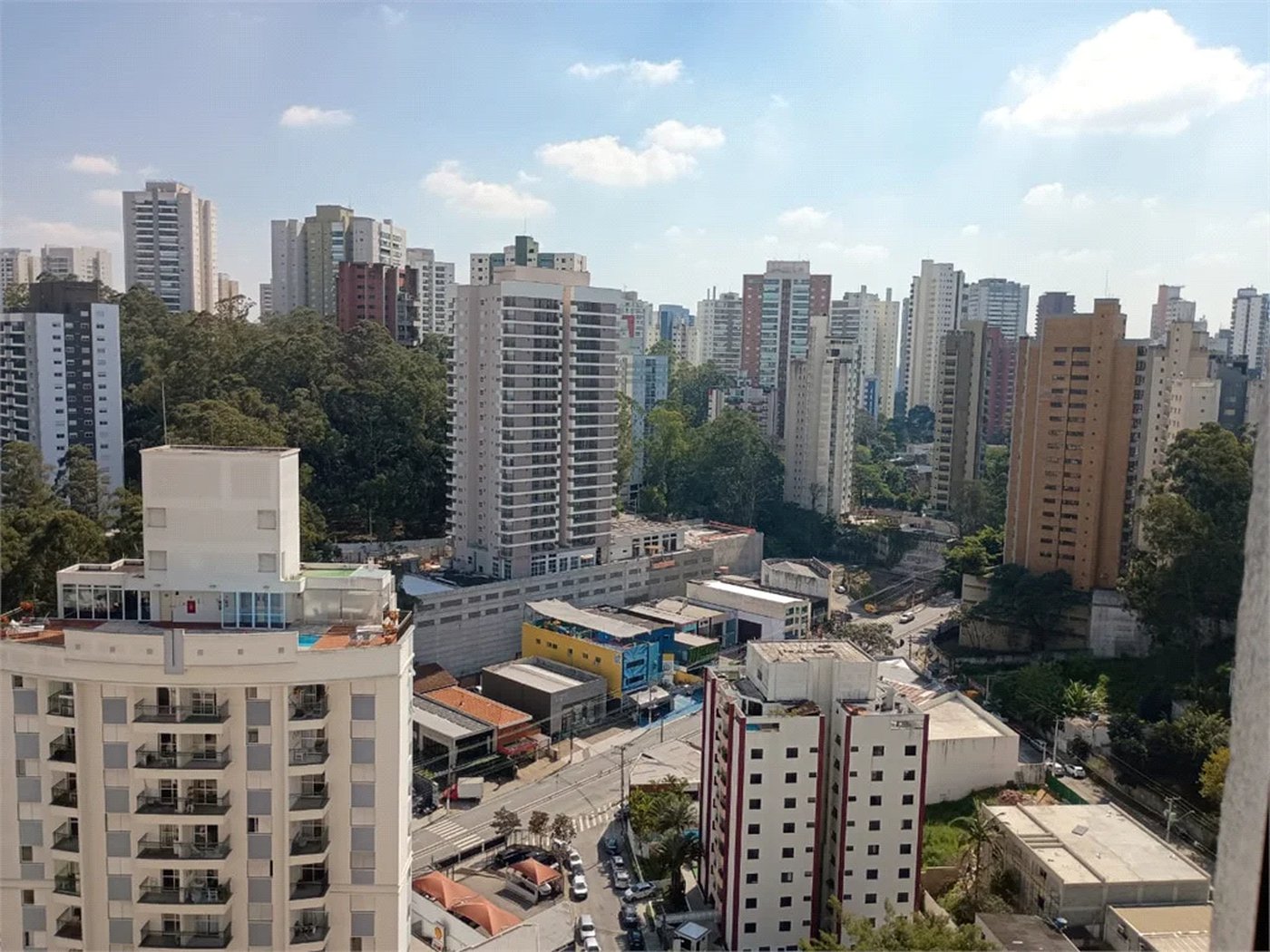 Apartamento à venda ou para alugar com 4 quartos, sendo 1 suíte, em Vila Andrade, São Paulo, SP