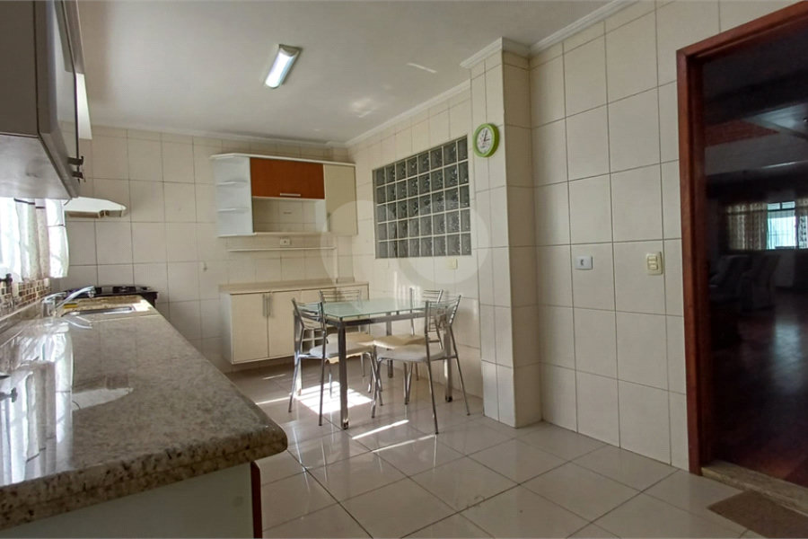 Sobrado à venda com 3 quartos, sendo 1 suíte, em Jabaquara, São Paulo, SP