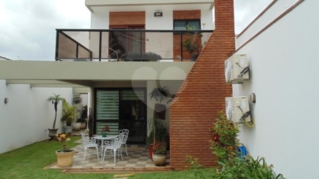 Sobrado à venda com 4 quartos, sendo 3 suítes,  em Jardim Franca, São Paulo, SP