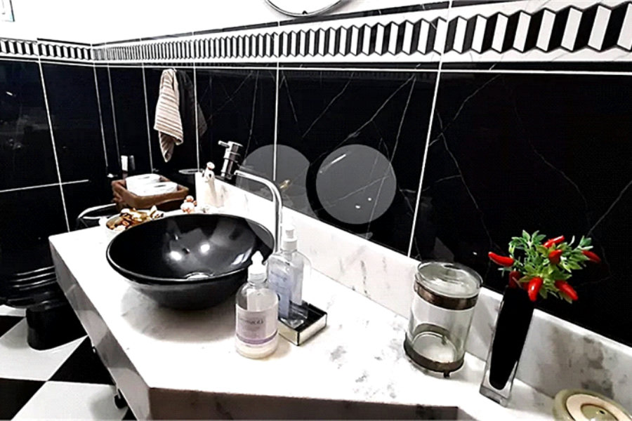 Casa à venda com 3 quartos, sendo 1 suíte, no condomínio Suíça da Cantareira, Mairiporã - SP