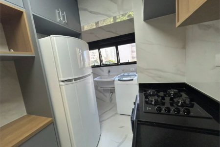 Apartamento para alugar com 3 quartos, sendo 1 suíte, em Pinheiros, São Paulo, SP