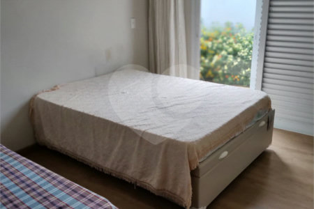 Casa à venda com 4 quartos, sendo 2 suítes, no condomínio Residencial Villaggio Paradiso, Itatiba - SP
