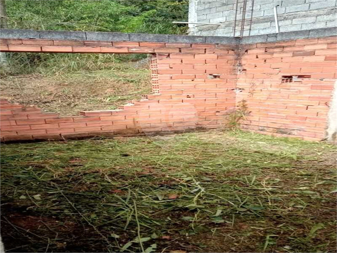 Terreno à venda em Barreiro, Mairiporã, SP