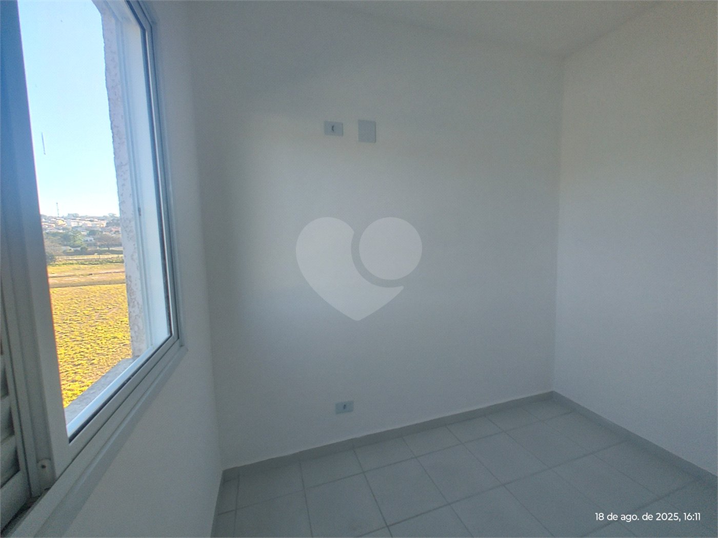 Apartamento para alugar com 3 quartos, sendo 1 suíte,  em Jardim das Palmeiras, Atibaia, SP