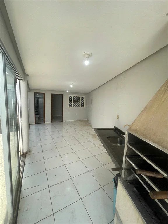 Casa para alugar com 3 quartos, sendo 1 suíte, em Setor Industrial, Balsas, MA