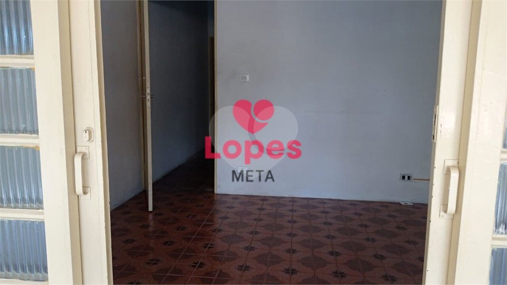 Casa à venda com 4 quartos, sendo 1 suíte, em Jardim Satélite, São José dos Campos, SP