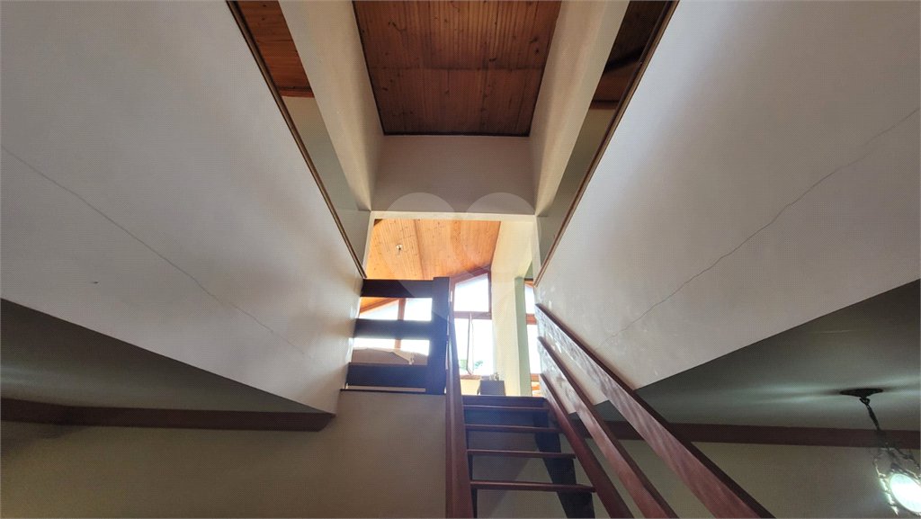 Casa em Condomínio, no Parque Sabará