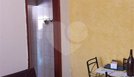 Casa à venda com 4 quartos, sendo 1 suíte,  em Jardim das Palmas, São Paulo, SP