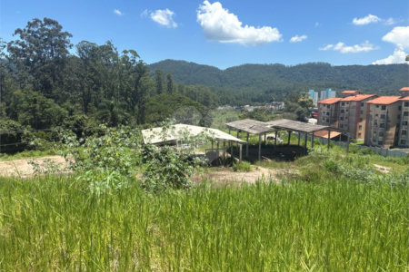 Terreno à venda em Vila Suissa, Mogi das Cruzes, SP