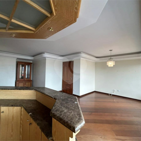 Apartamento à venda com 3 quartos, sendo 1 suíte,  em Vila Brasilina, São Paulo, SP