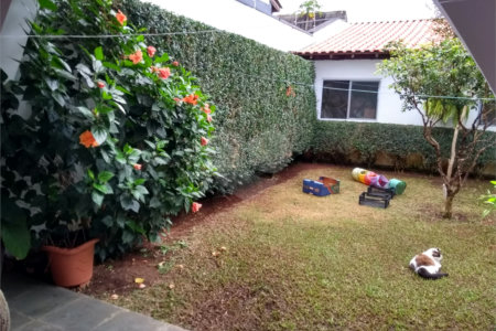 Sobrado à venda com 3 suítes em Jardim Realce, Suzano, SP
