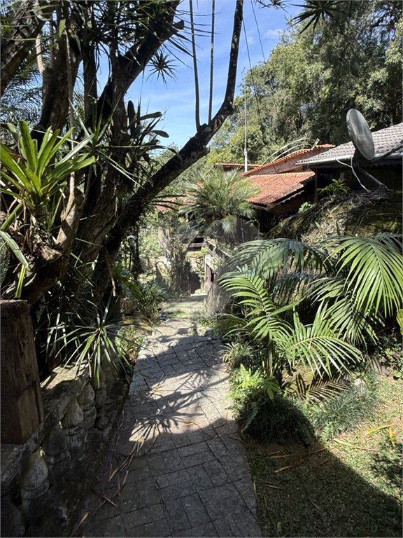 Casa à venda com 4 quartos no condomínio Parque Suiça, Caieiras - SP