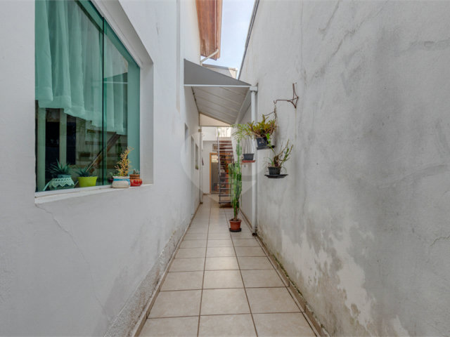 Sobrado à venda com 2 quartos em Chácara Monte Alegre, São Paulo, SP