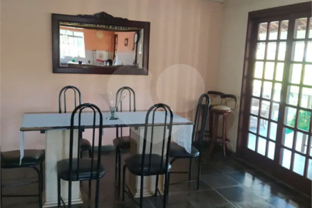 Casa à venda com 7 quartos, sendo 3 suítes, em Fazenda Marajoara, Campo Limpo Paulista, SP
