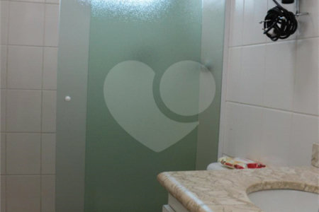 Apartamento à venda com 3 quartos, sendo 1 suíte, em Vila Gomes, São Paulo, SP