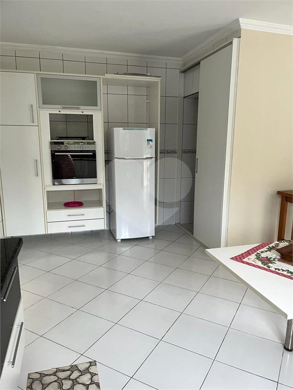 Casa à venda com 4 quartos, sendo 1 suíte, no condomínio Estancia da Serra / Residencial Nova Mairipora, Mairiporã - SP