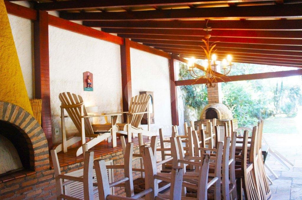 Casa Térrea à venda com 4 quartos, sendo 2 suítes, em Jardim Cordeiro, São Paulo, SP