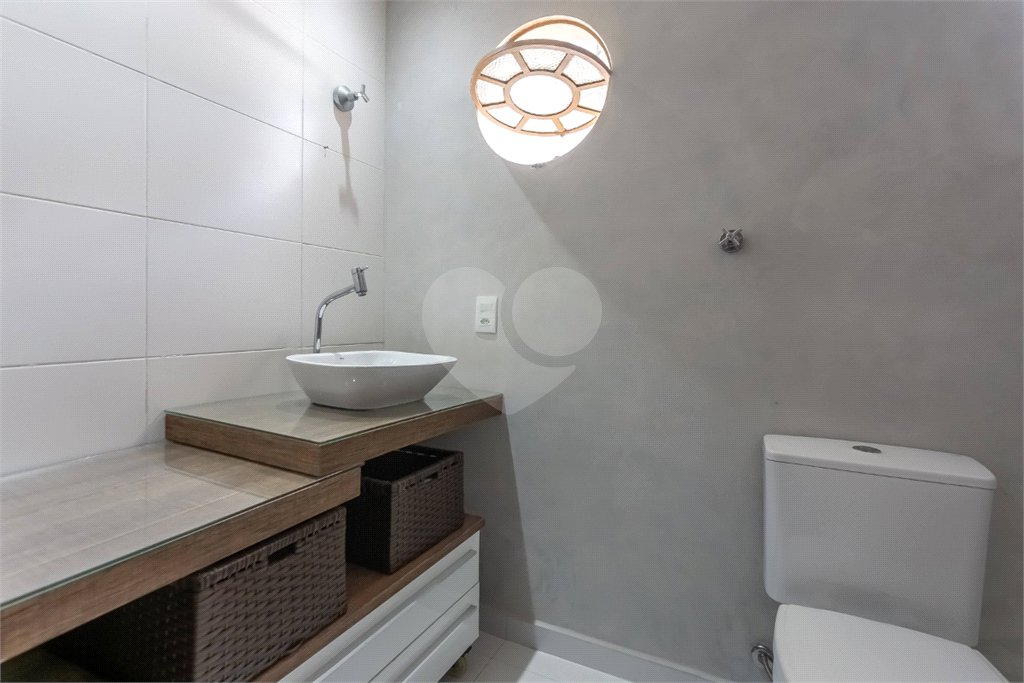 Apartamento à venda com 3 quartos, sendo 1 suíte, em Santo Amaro, São Paulo, SP