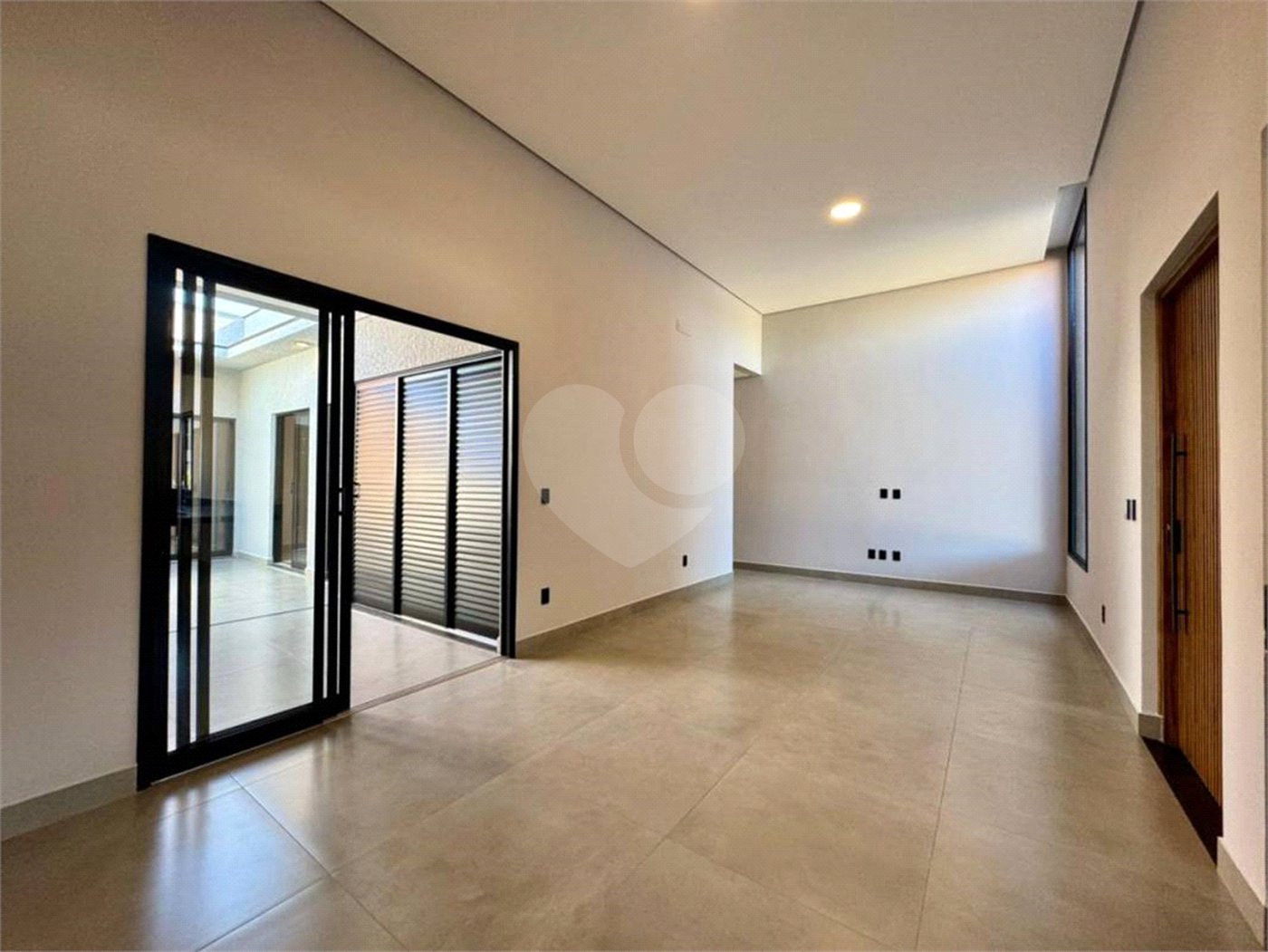 Casa à venda com 3 quartos, sendo 1 suíte, no condomínio Park Gran Reserve, Indaiatuba - SP