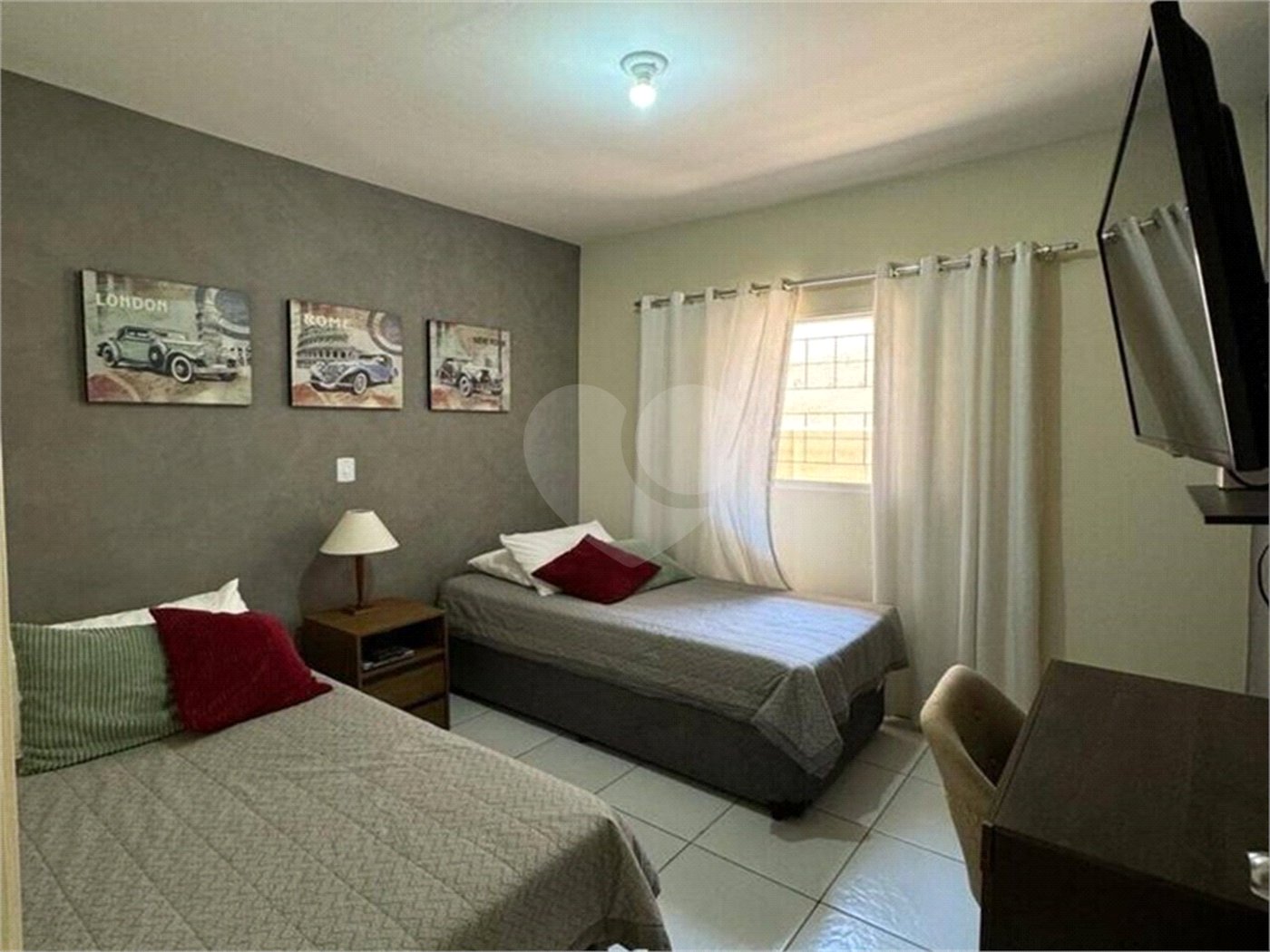Casa Térrea à venda com 4 quartos, sendo 1 suíte, no Brasil, Itu, SP