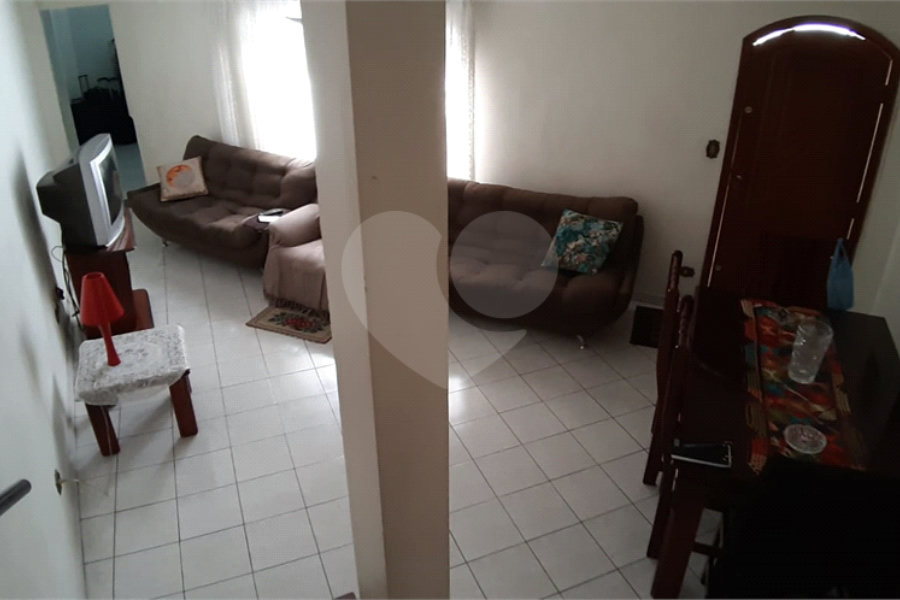 Sobrado à venda com 3 quartos, sendo 1 suíte, em Jardim Virginia Bianca, São Paulo, SP