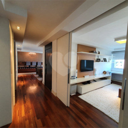 Apartamento à venda com 3 quartos, sendo 2 suítes, em Alto da Boa Vista, São Paulo, SP