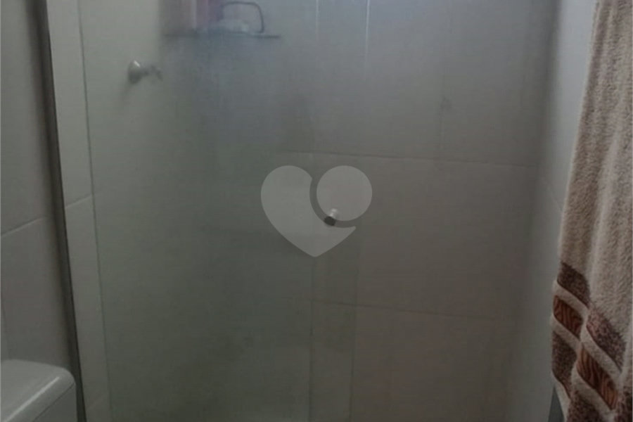 Casa à venda com 2 suítes no condomínio Residencial Pavoni I, São Paulo - SP