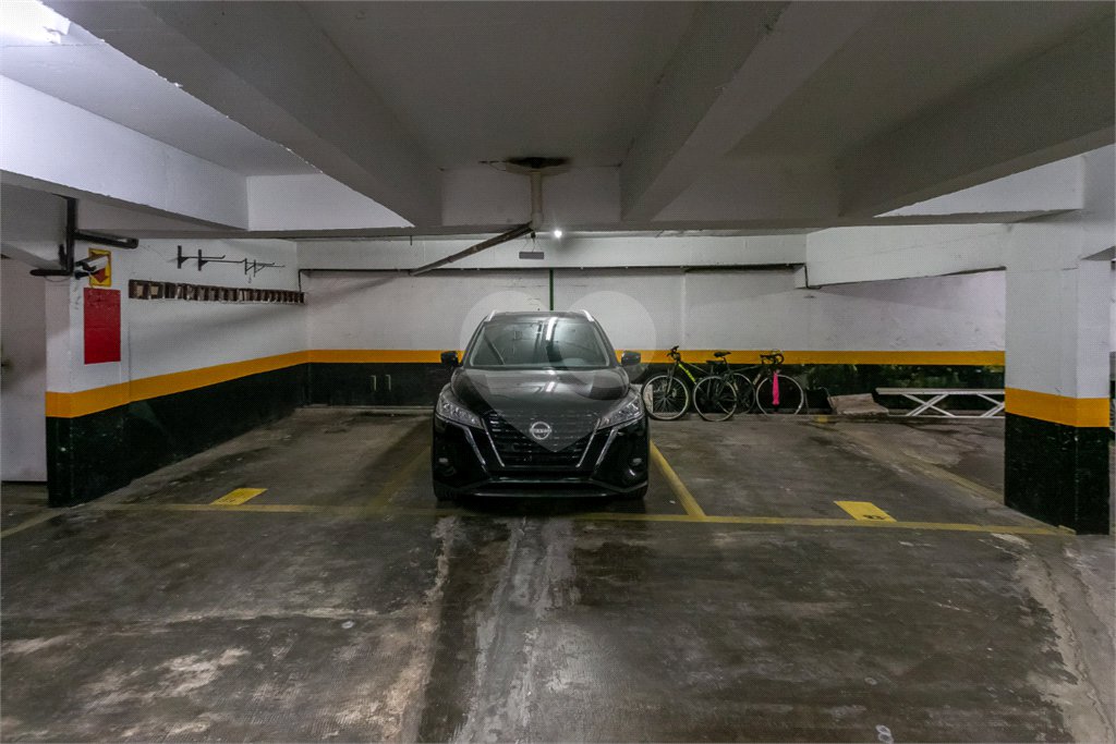 Apartamento à venda com 3 quartos, sendo 1 suíte, em Santo Amaro, São Paulo, SP