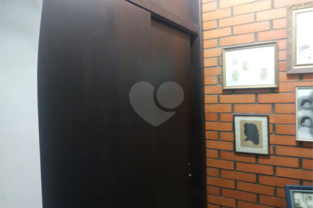 Casa Térrea à venda com 5 quartos, sendo 1 suíte,  em Jardim Dom Bosco, Indaiatuba, SP
