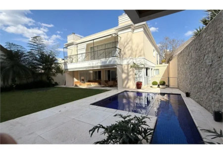 Casa à venda com 4 suítes no condomínio Vilas das Paineiras, São Paulo - SP