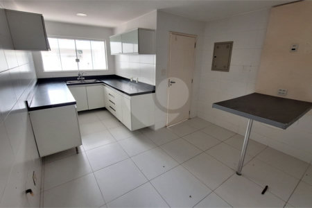 Casa à venda com 4 suítes no condomínio Pedra Mar, Rio de Janeiro - RJ