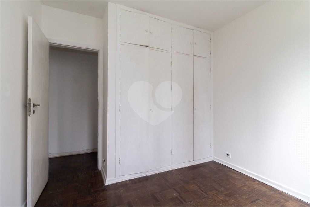 Apartamento à venda com 3 quartos, sendo 1 suíte, em Jardim América, São Paulo, SP