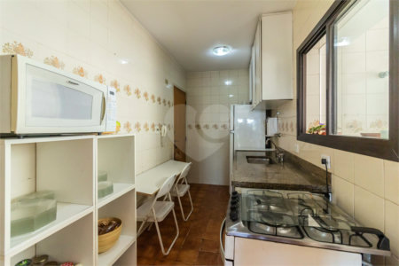 Apartamento à venda com 2 quartos, sendo 1 suíte, em Vila Madalena, São Paulo, SP