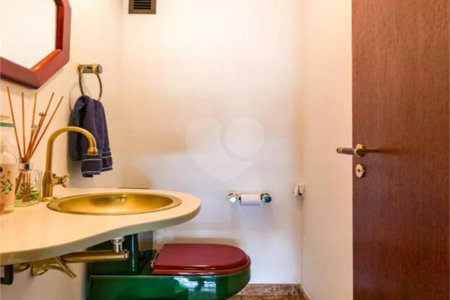 Apartamento à venda com 4 quartos, sendo 3 suítes, em Vila Andrade, São Paulo, SP
