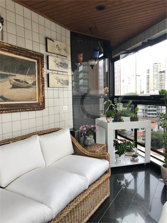 Apartamento à venda com 3 suítes em Vila Mariana, São Paulo, SP