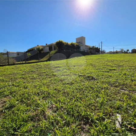 Terreno à venda no condomínio Village Araçoiaba, Araçoiaba da Serra - SP
