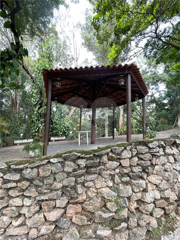 Casa à venda com 4 quartos, sendo 3 suítes, no condomínio Bosque Sâo Francisco, Votorantim - SP